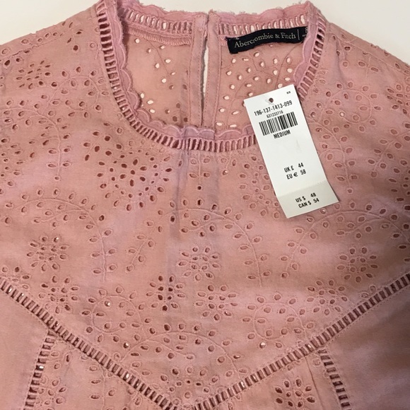 SOLD Abercrombie Sleeveless Tank - Picture 2 of 6